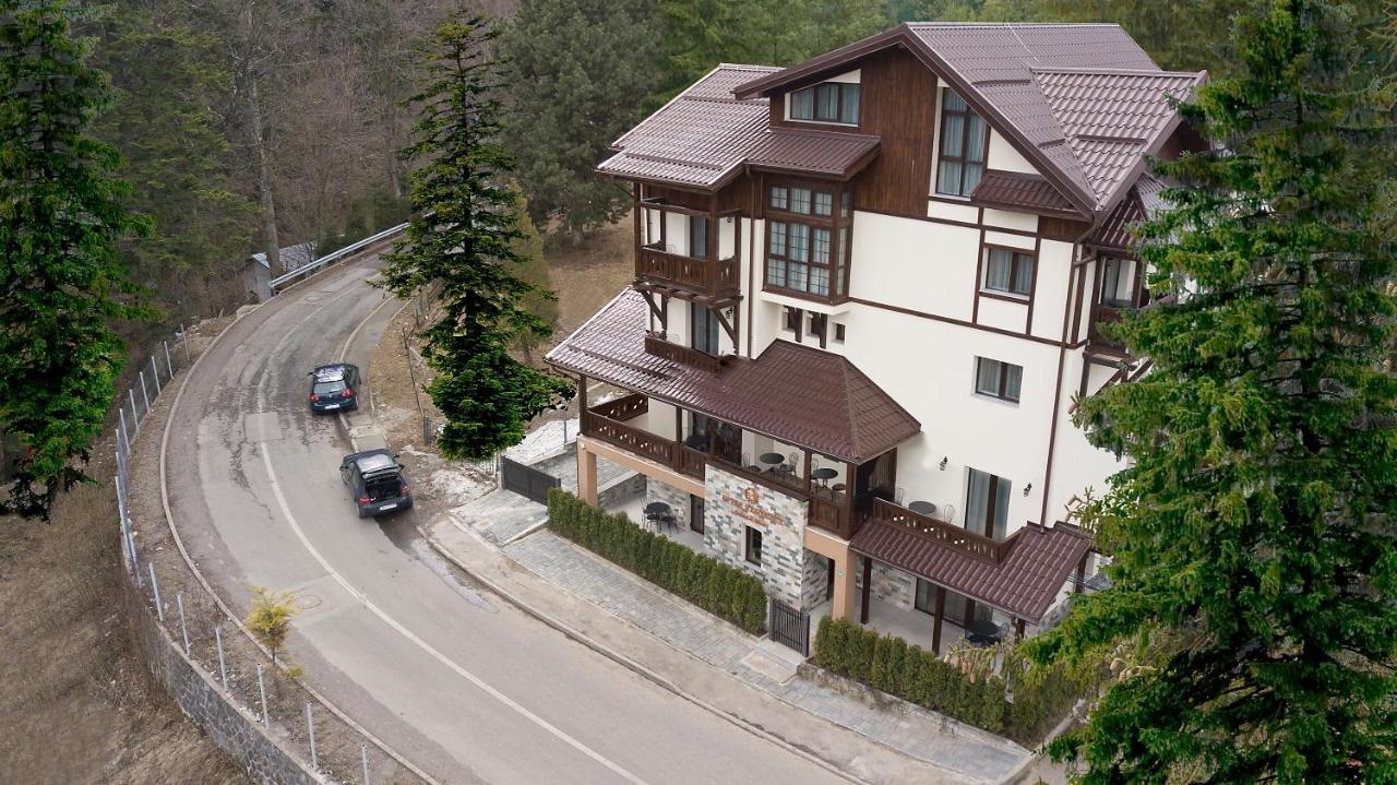 Uphill Residence Sinaia Exteriör bild